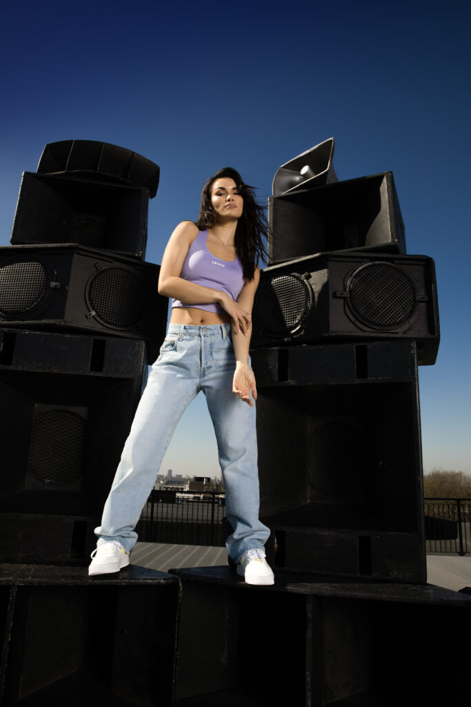 LVS_012_Originals_Sinead_1 (2)