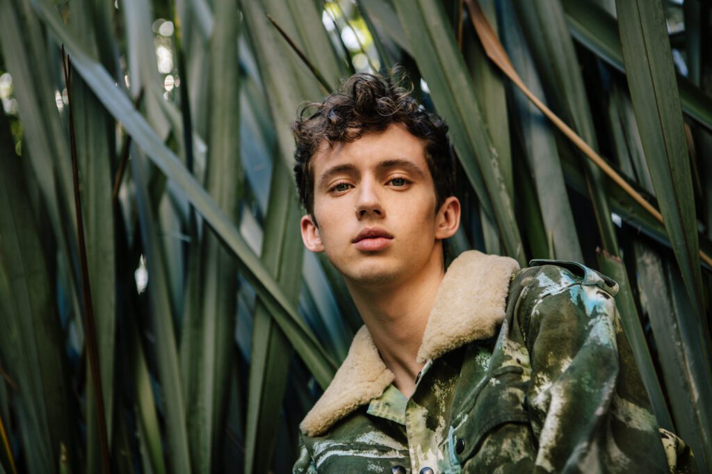 TROYE-6744