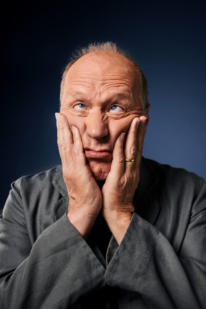 UKTVADE_S03_033_ (4)