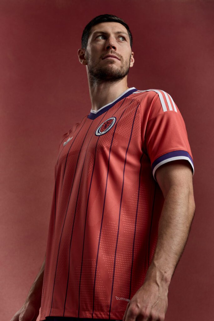 Unmarked_Scotland_awaykit0643